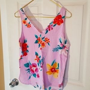 Floral tank top blouse size M